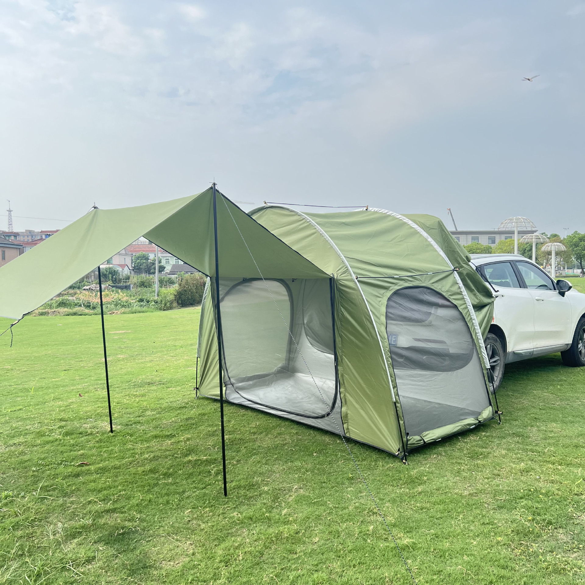 Outdoor Car Tent Suv Rear Camping Tent, No Assembly Required, Rainproof and Sunshade Canopy, Oxford Cloth Quick-Open Model