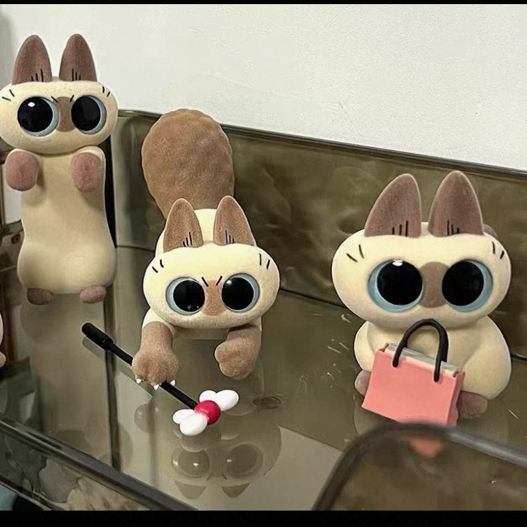 Коллекционный плюшевый «blind box» (Azuki Can) — сиамская кошка Xiaodou Ni 2‑го поколения, мини-фигурка