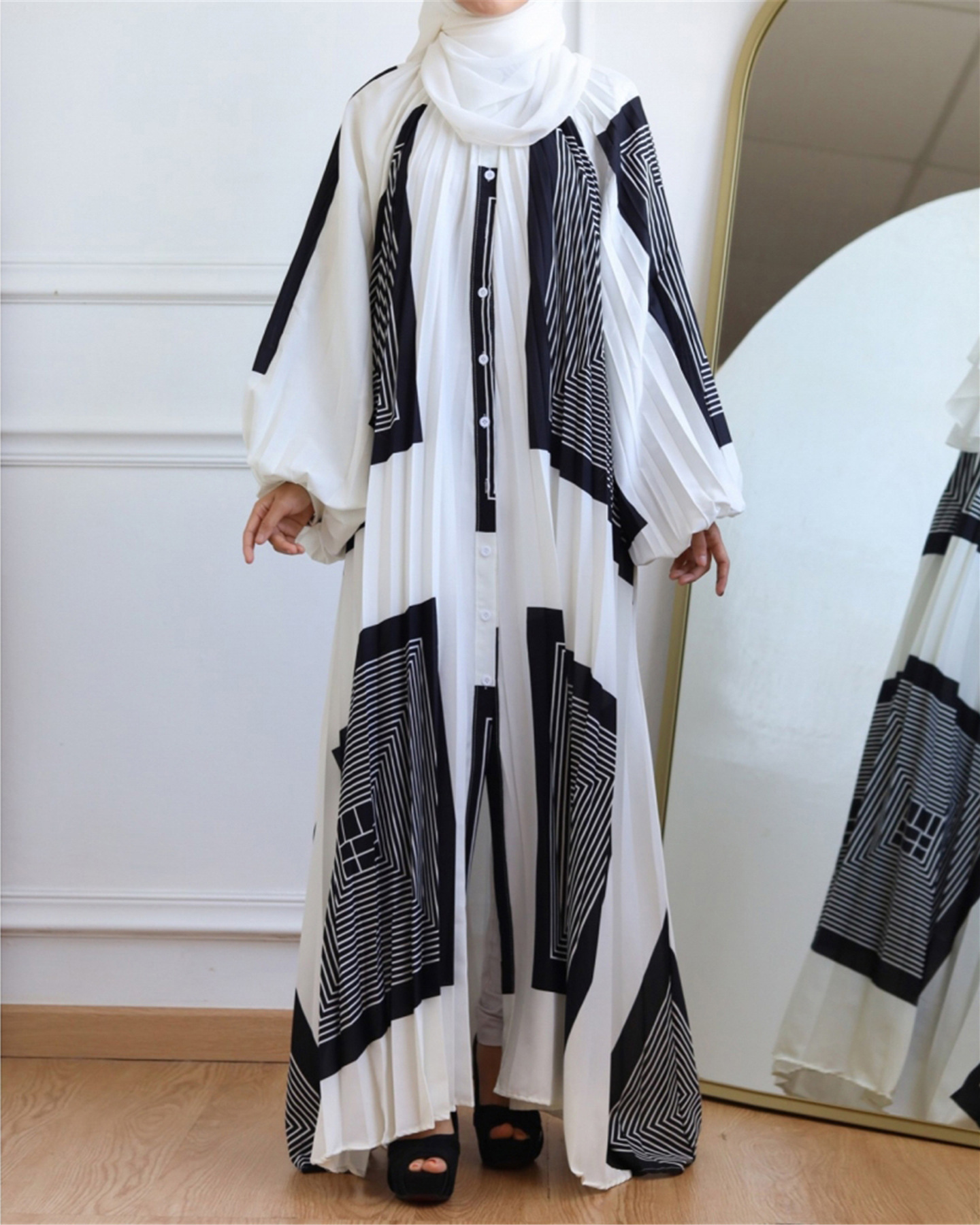 Middle East Muslim High-end Feminine Fashion With Lantern Sleeves, Printed Pleated Long Robe Dress_ecoleips.com