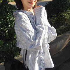 日系复古花边衬衫女早秋穿搭v领长袖衬衣宽松显瘦休闲学院风上衣