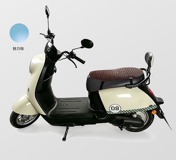 Electric vehicle ventilated seat cushion, waterproof, sun-proof, heat-insulating, comfortable for long periods of sitting, specially designed for delivery riders, hollow-out cooling seat cushion