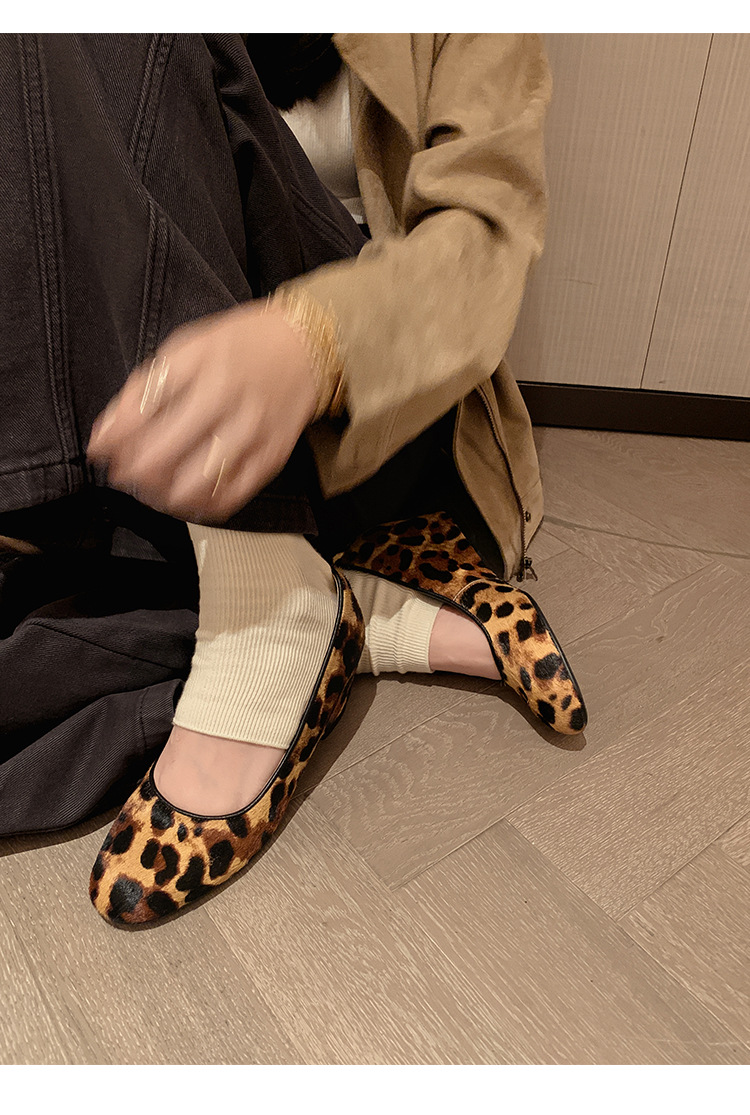 Giày cao gót nữ đế xuồng platform da bò họa tiết da báo, mũi tròn, dáng slip-on, gót ước lượng 6-8 cm — màu đen chi tiết 14