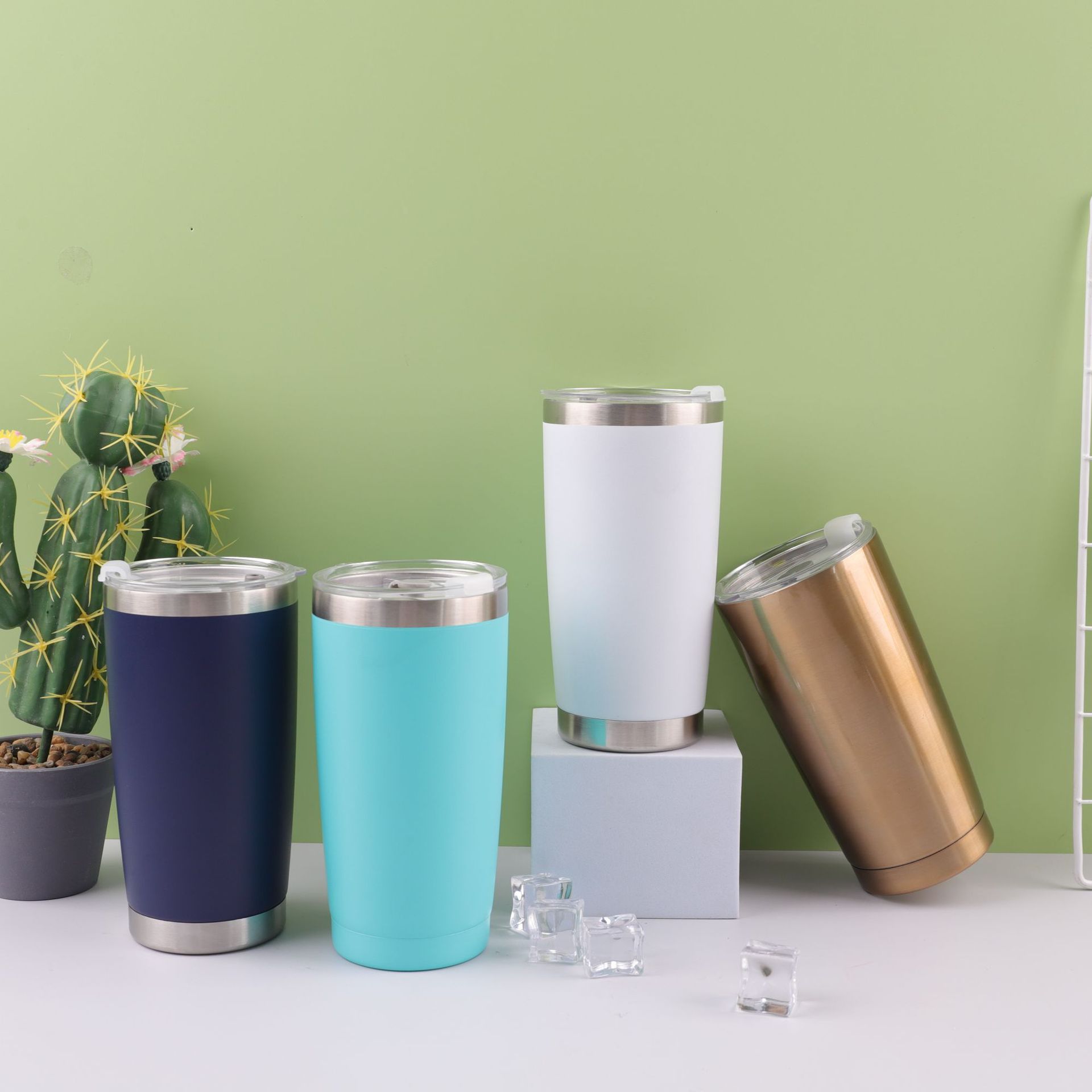 20oz tazas de automóviles de plástico por pulverización transfronteriza cerveza al aire libre tazas de aislamiento térmico 304 tazas de acero inoxidable tazas de hielo portátiles mayoristas