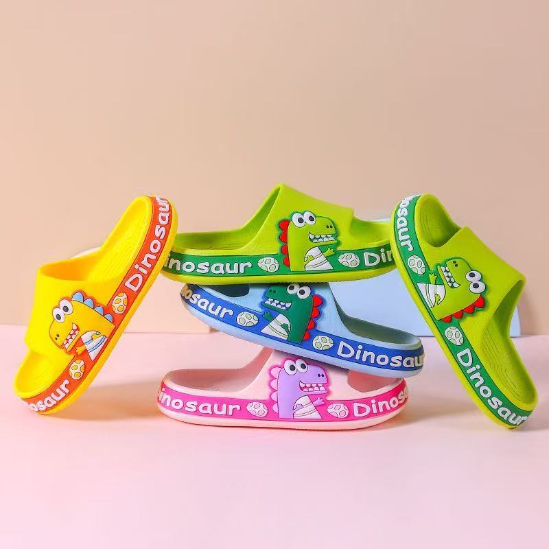 2025 Summer New Children's Slippers Cartoon Dinosaur Flip-Flops Soft Sole Non-Slip Sandals for Boys and Girls