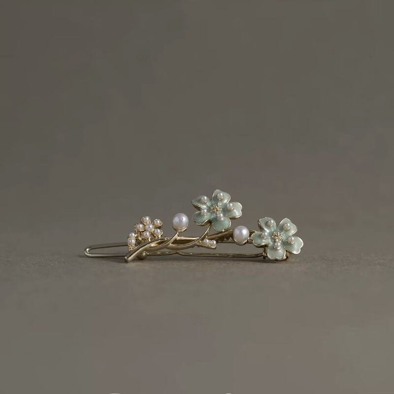 Hyacinth~ Fairy-Style Small Side Clip, French Pearl Frog Clasp Hairpin, Hair Accessory