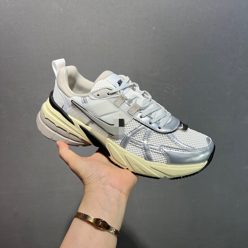 Foreign Trade Putian Shoes V2K Runtekk Men's and Women's Shoes, Mesh Breathable Casual Sports Shoes, Versatile Dad Shoes Foreign Trade Putian Shoes V2K Runtekk Men's and Women's Shoes, Mesh Breathable Casual Sports Shoes, Versatile Dad Shoes