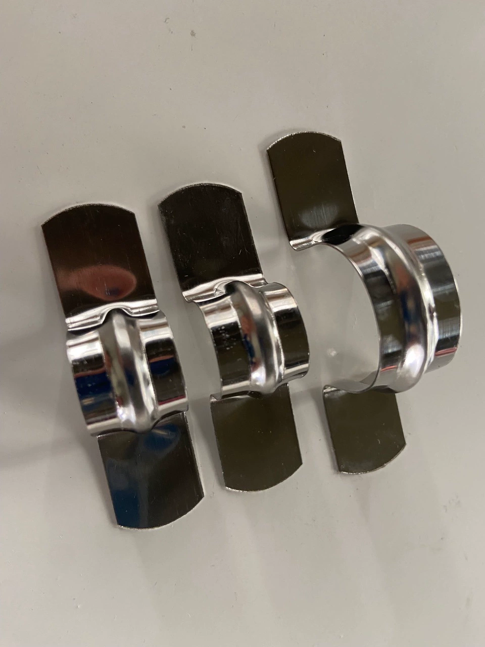 Производитель по индивидуальному заказу, непористая карта для езды на седле из нержавеющей стали, U-образная карта, карта Ом, непористая карта для газового пистолета