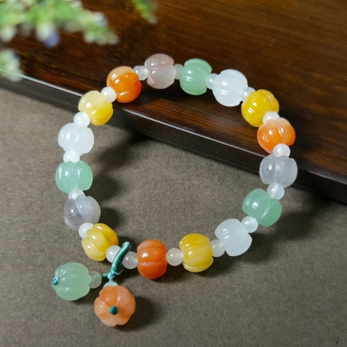 Tianshan al por mayor calabaza verde oro jade pulsera puls