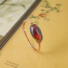 墨西哥褐红血珀18k金镶嵌手镯 自然下的褐色红 给人一种神秘感