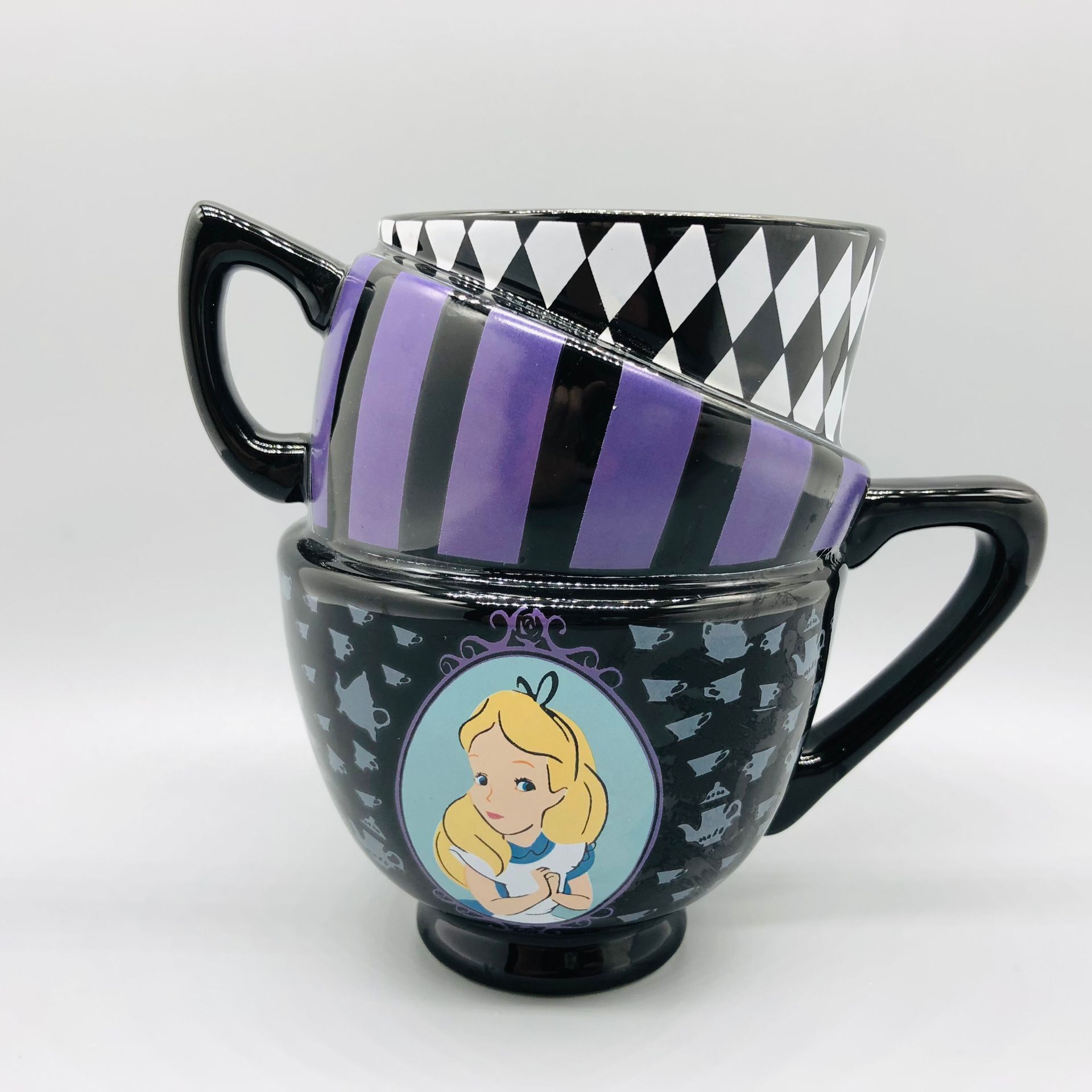 Alicia en el país de las Maravillas taza de agua apilados taza de dibujos animados personalidad de tres capas de cerámica taza de café taza titular de la pluma
