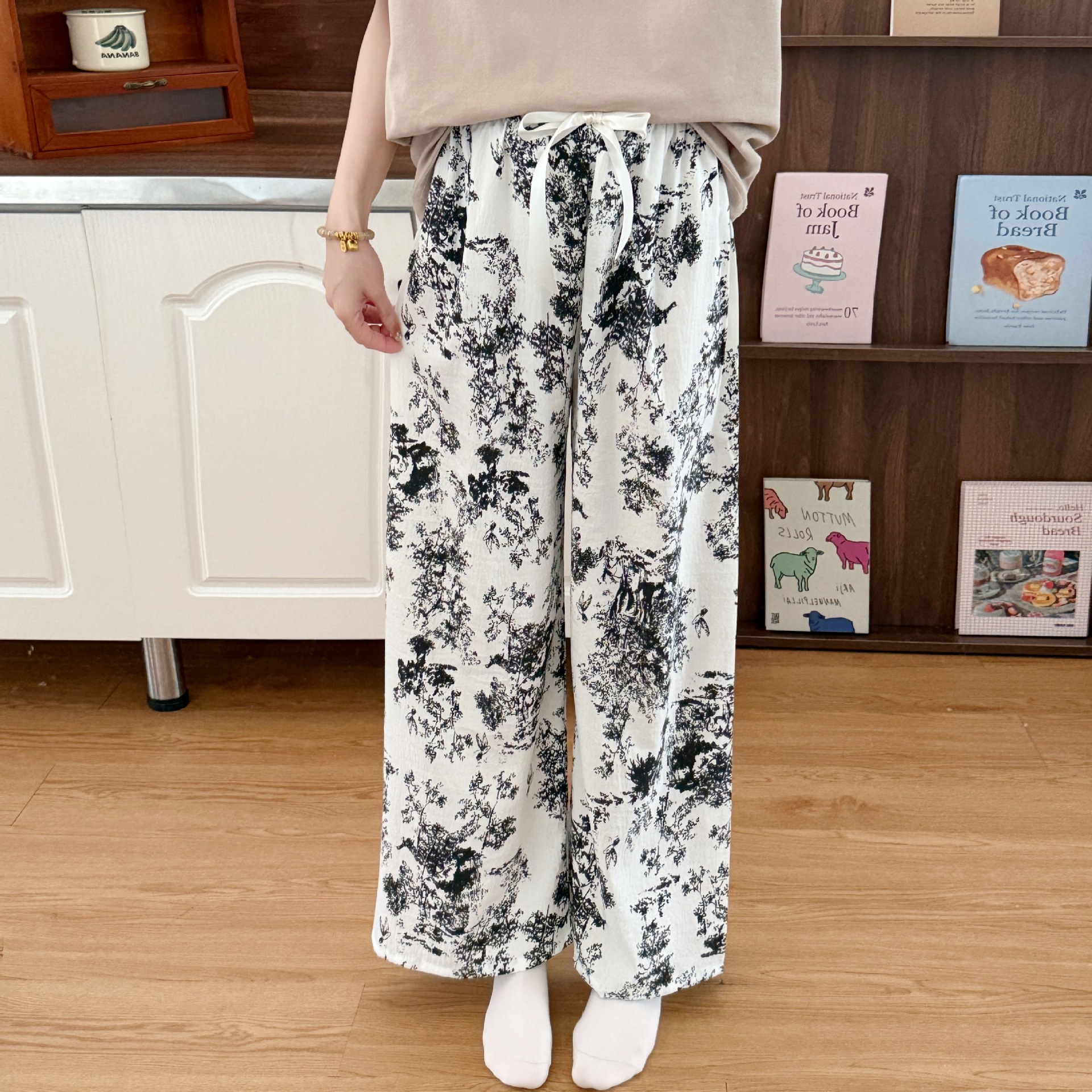 Sweet Cloud Cotton Cartoon Pajama Pants for Outdoor Wear, Loose Thin Printed Cute Korean-Style Loungewear with a Cotton Feel