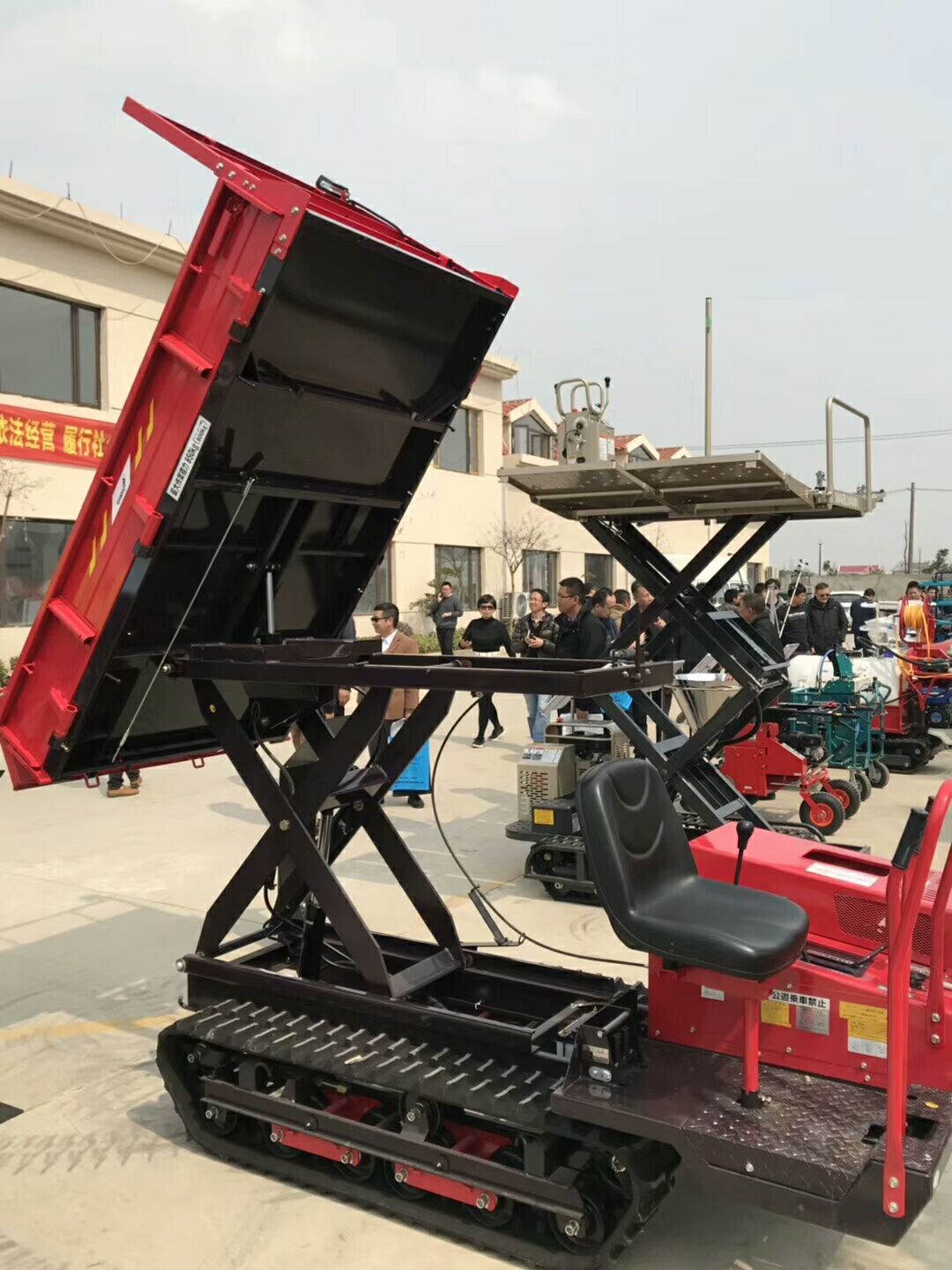 日本筑水3B53FLDP（隆鑫）田园升降自卸搬运机 产区卸货机 运输机