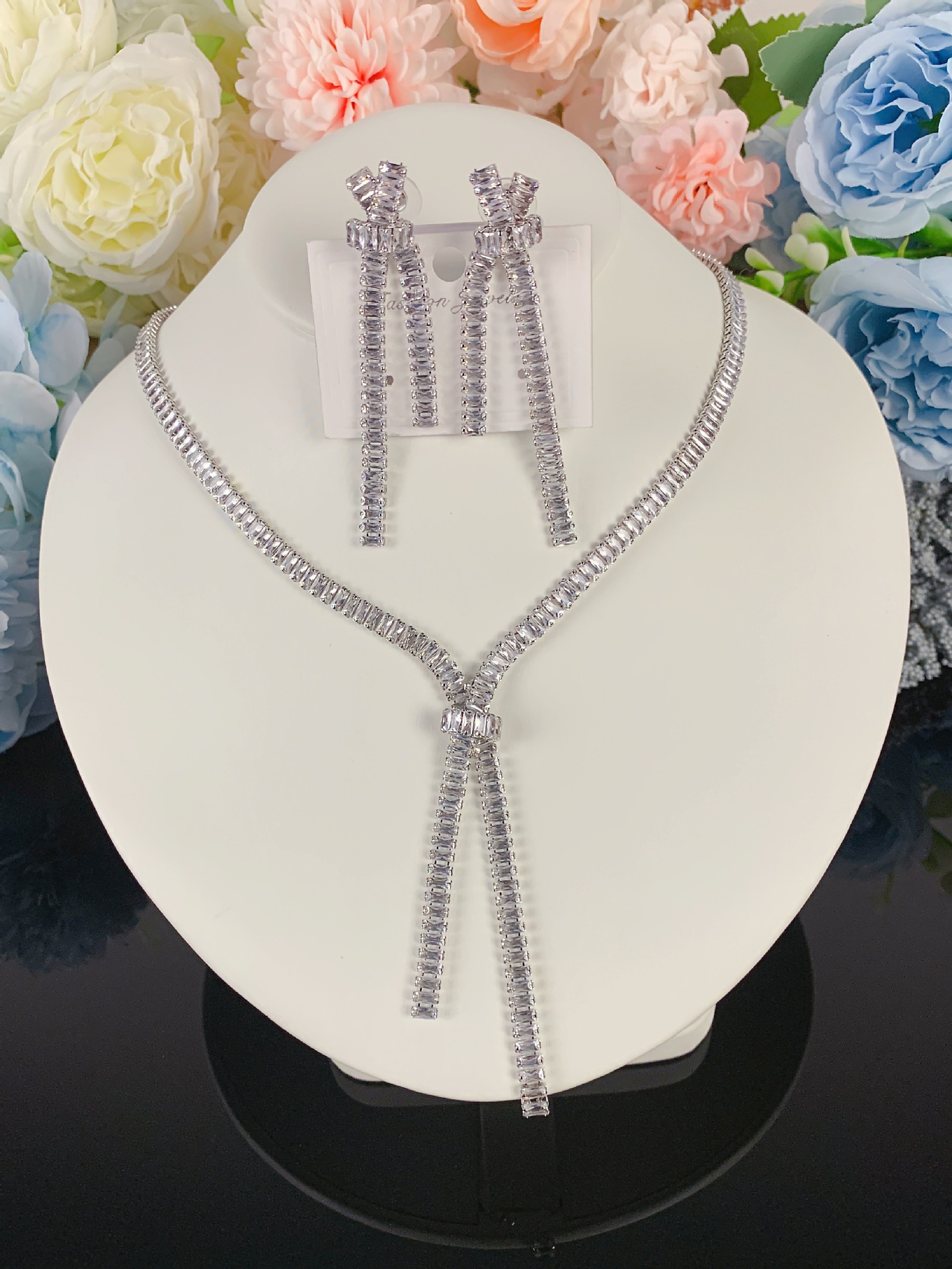 Collar de color de la industria pesada amazona orejas joyas set de moda de lujo vestido de novia cena joyas de zircon mujer image 35