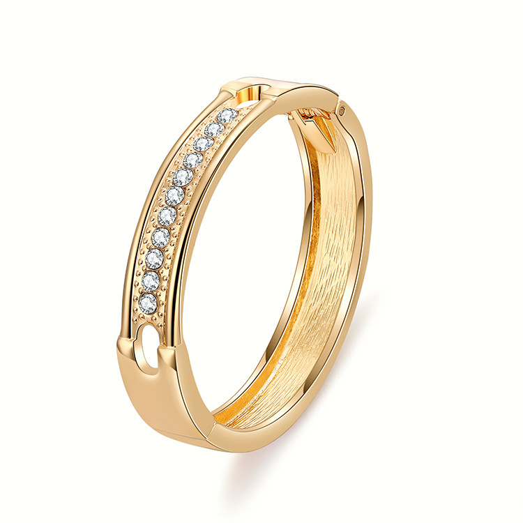 Mode Glänzende Hohle Diamant Federlegierung Offenes Armband Großhandel display picture 5