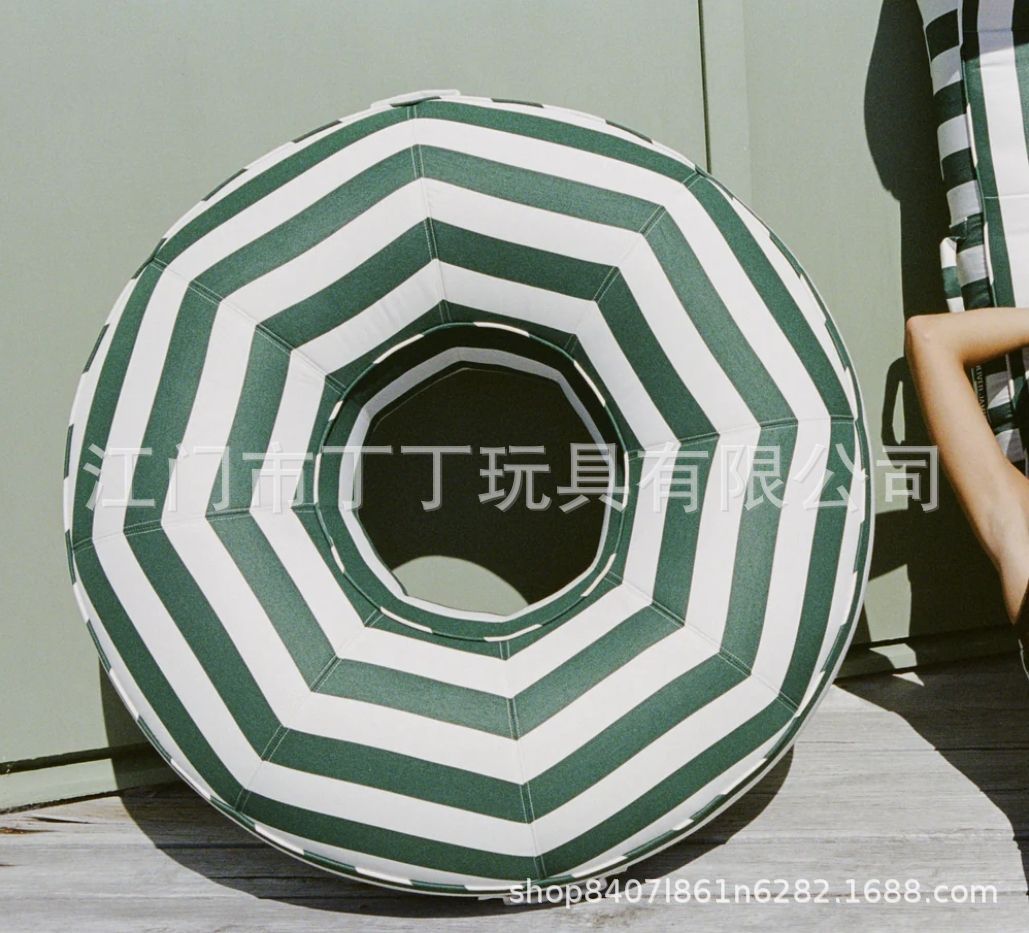 Green Strip02