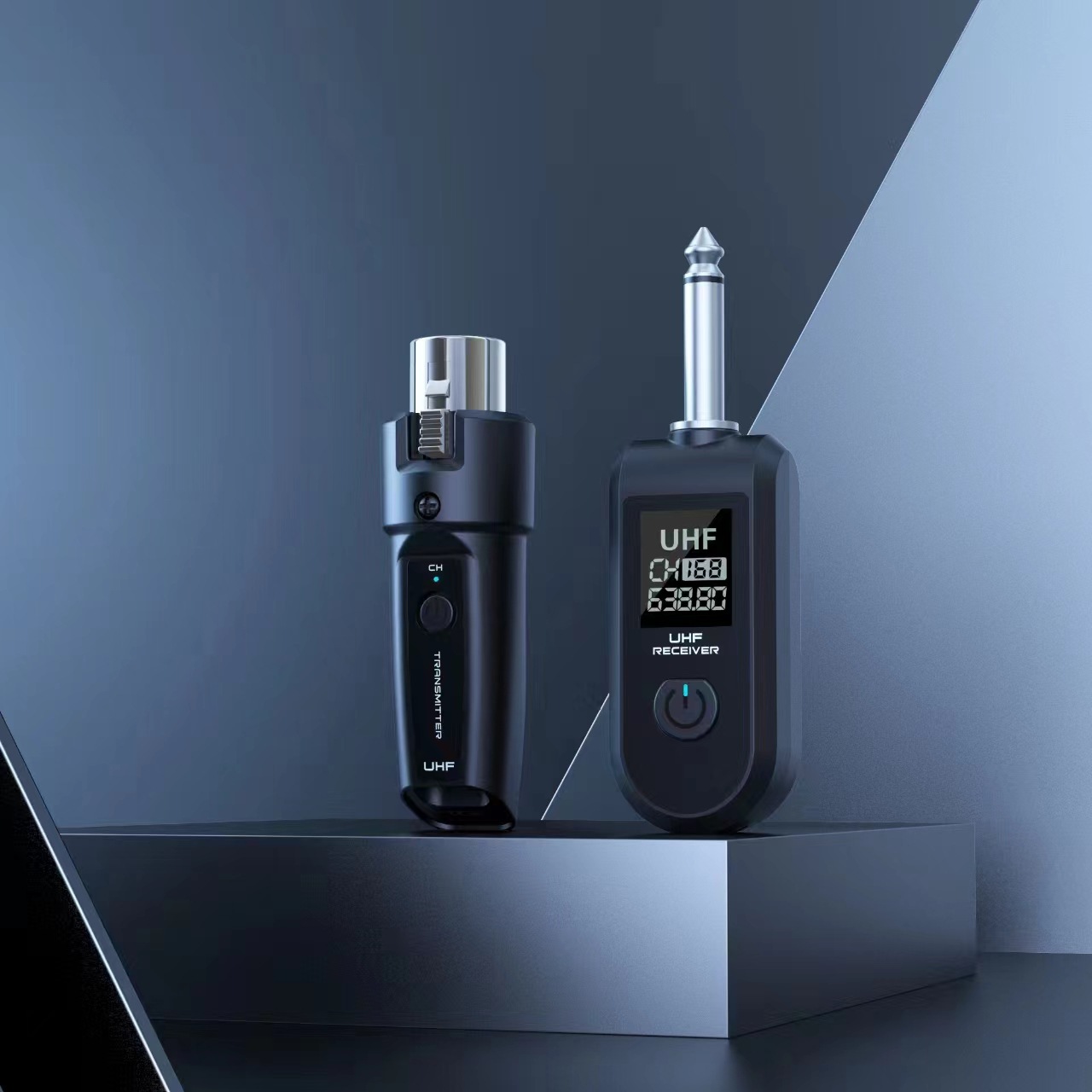 Conversión inalámbrica inalámbrica dedicada transfronteriza con micrófono dinámico inalámbrico de mano 2.4G