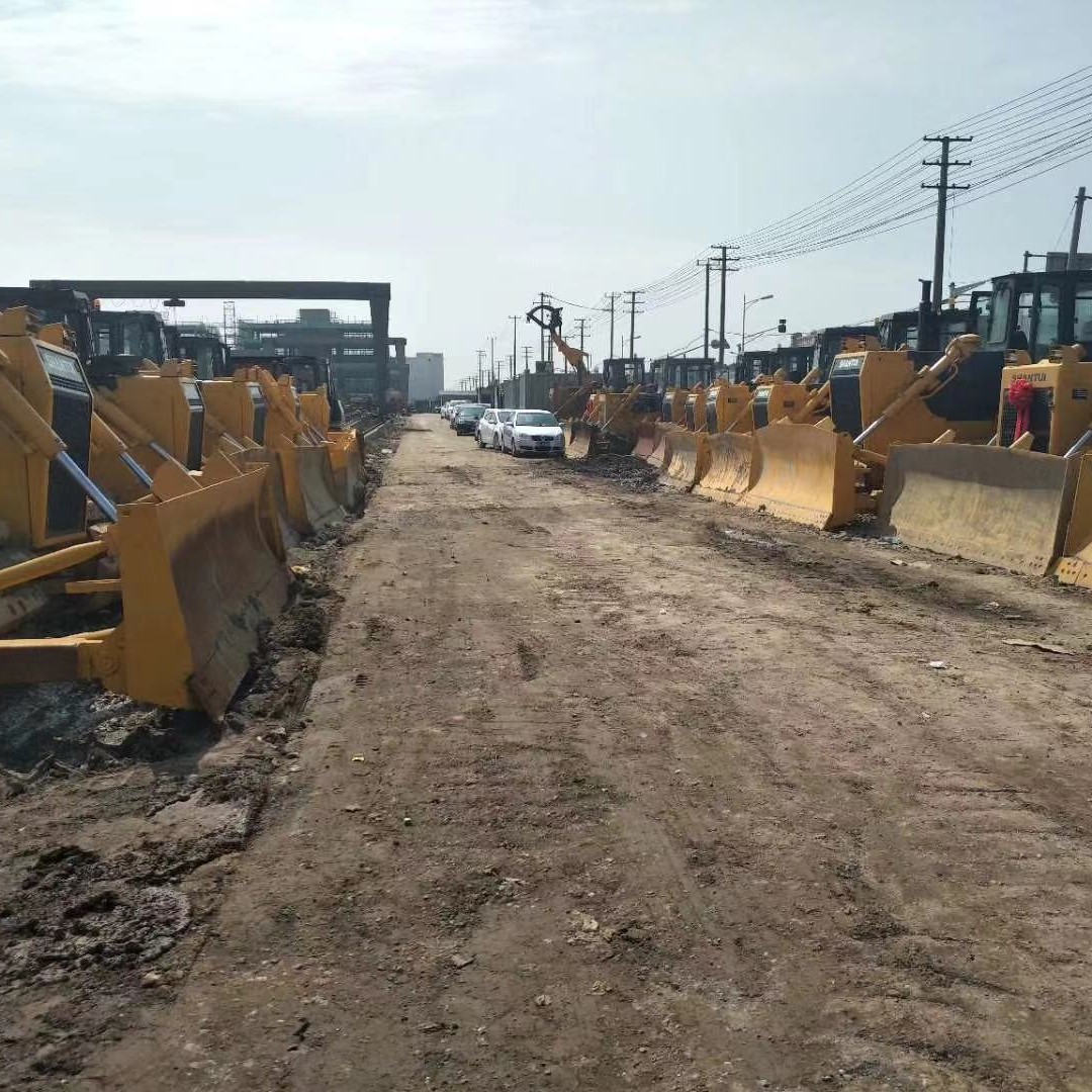 Importado en el extranjero, Dongguan vende excavadoras Shantui 220SD de segunda mano image 5