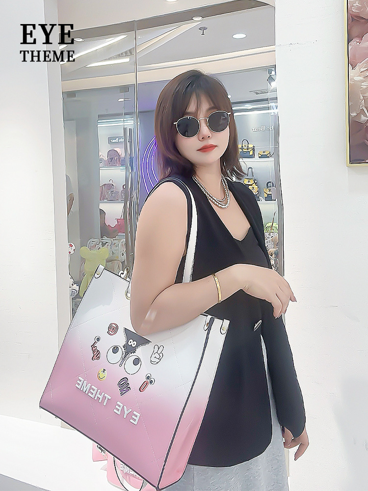 Bolsa de archivo de cremallera de gran tamaño de dama TOT para viajar impresión de alta capacidad de moda bolso de hombro graffiti 2648 #