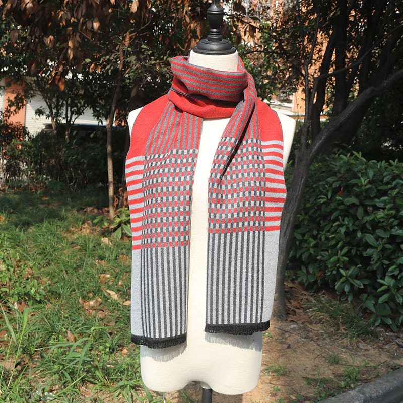 Cachecol de jacquard xadrez com franjas para homem_voghion.com
