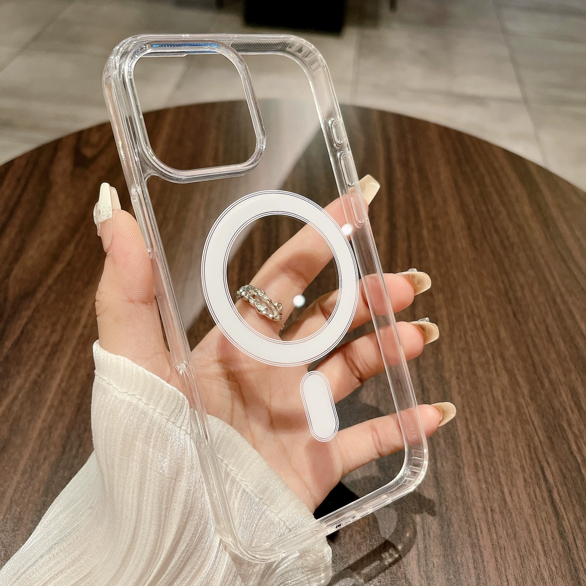 Clear MagSafe Case для iPhone 16 серии с магнитным кольцом — прозрачная задняя панель