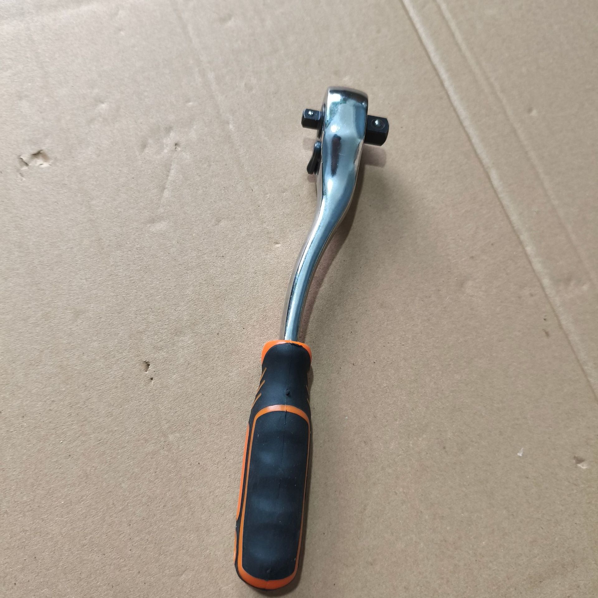 棘轮扳手套筒快速双向大中小飞24齿扳手套装