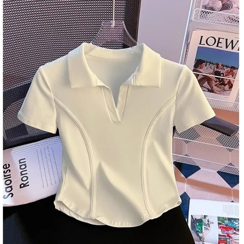 不規則なアーチ型の裾の半袖tシャツ女性の夏2025の新型poloの襟の修身の短い魚の骨の上着|undefined