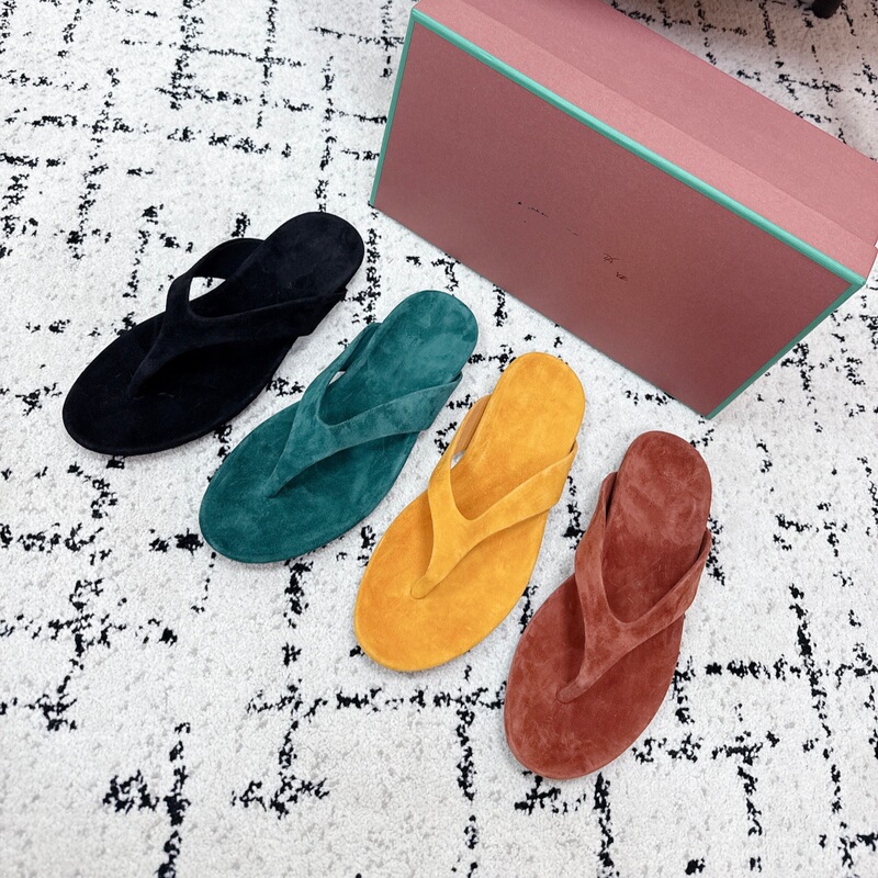 Authentic Summer Candy-Colored Old Money Style Flat Versatile Flip-Flops for Women Lp Suede Lazy Thong Sandals