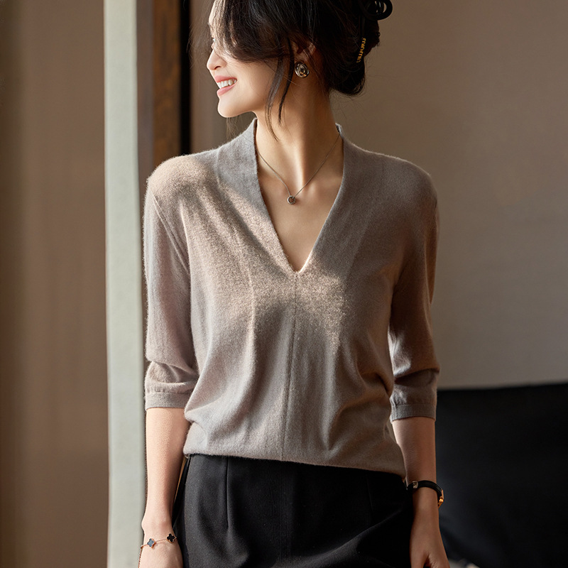 Wholesale from the Source Factory: 68-Count Fine-Spun 100% Cashmere Half-Sleeve Scarf Collar Knit Sweater, Solid Color Simple Sweater