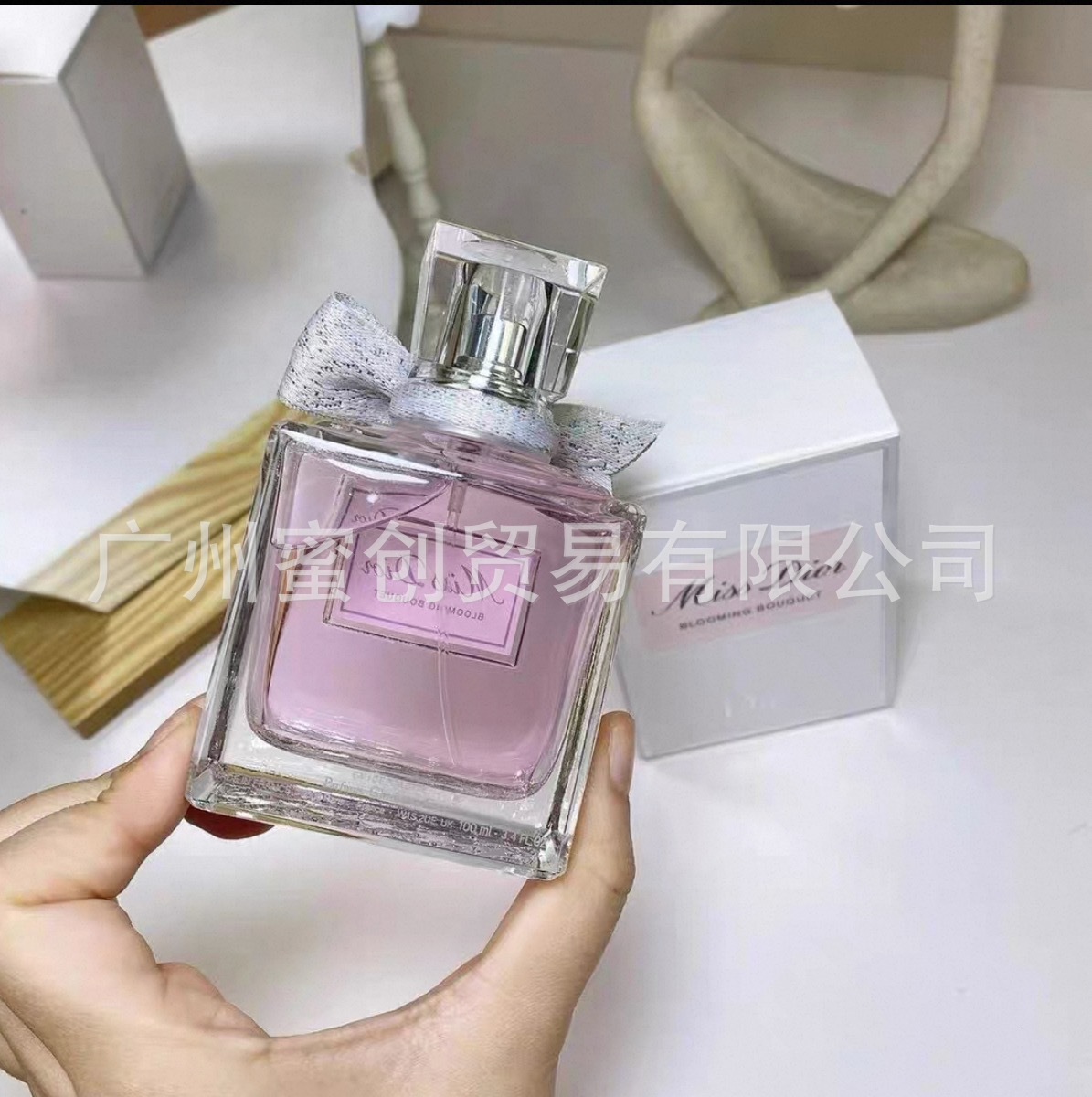Polvo transfronterizo vietnamita encuentro Napoleón envió amor té rojo dragón de jade amor verde azul rosa perfume de diamante perdurable