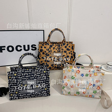 �羳�W��б�����ᷫ����Ů2025TOTE BAG�¿�yӡ�����������ذ�