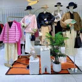 女款清仓尾货库存品牌专柜撤柜一手直发四季女装杂款高货品质批发