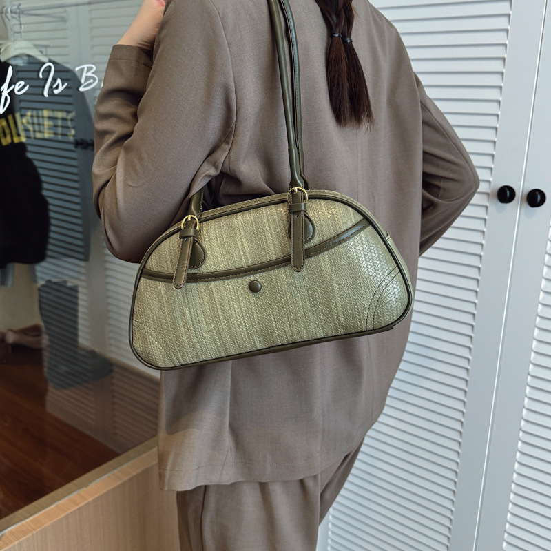 Transfronterizos de alto nivel bolsos portátiles de Boston para mujeres otoño y invierno 2025 nuevo retro bolsos de hombro extranjeros bolsos de moda bajo la axila