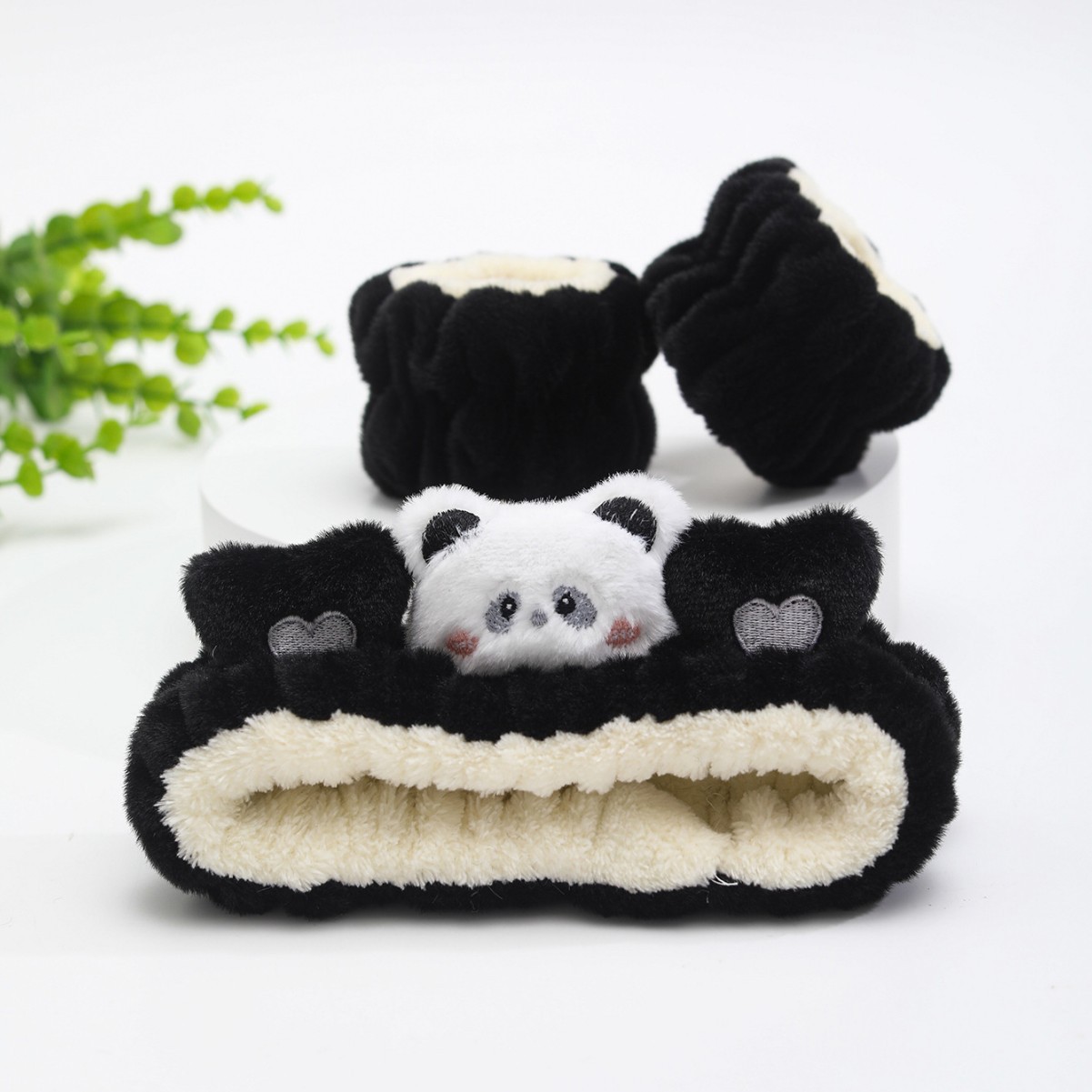 Otoño e invierno lindo oso lavado de cara con banda para el cabello, terciopelo de conejo de jade, banda para el cabello de dibujos animados tridimensional a juego, maquillaje, mascarilla facial, accesorios para el cabello