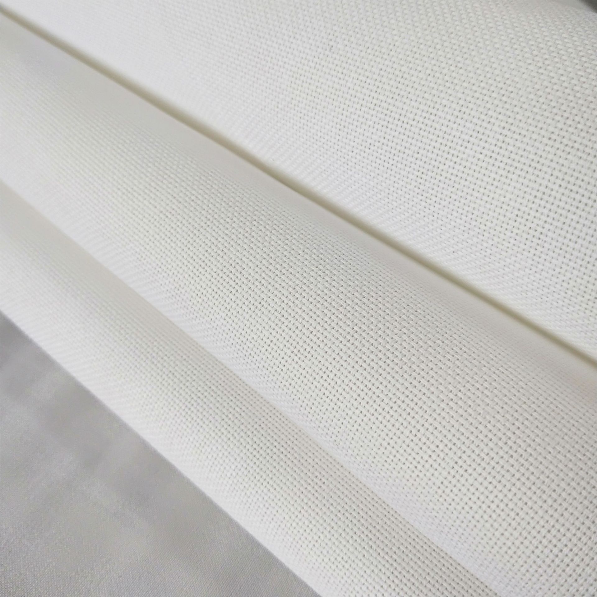 Pure Cotton Cross Stitch Fabric 22CT White Handmade DIY Embroidery High CT Small Grid Stitch Fabric Embroidery Backing Cloth Cross-border Wholesale