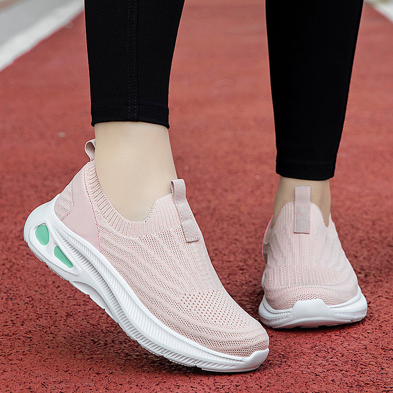 Summer Soft-Soled Lightweight Running Shoes Black Non-Slip Men's Shoes One-Legged Middle-Aged Dad Shoes Breathable Anti-Mesh Shoes