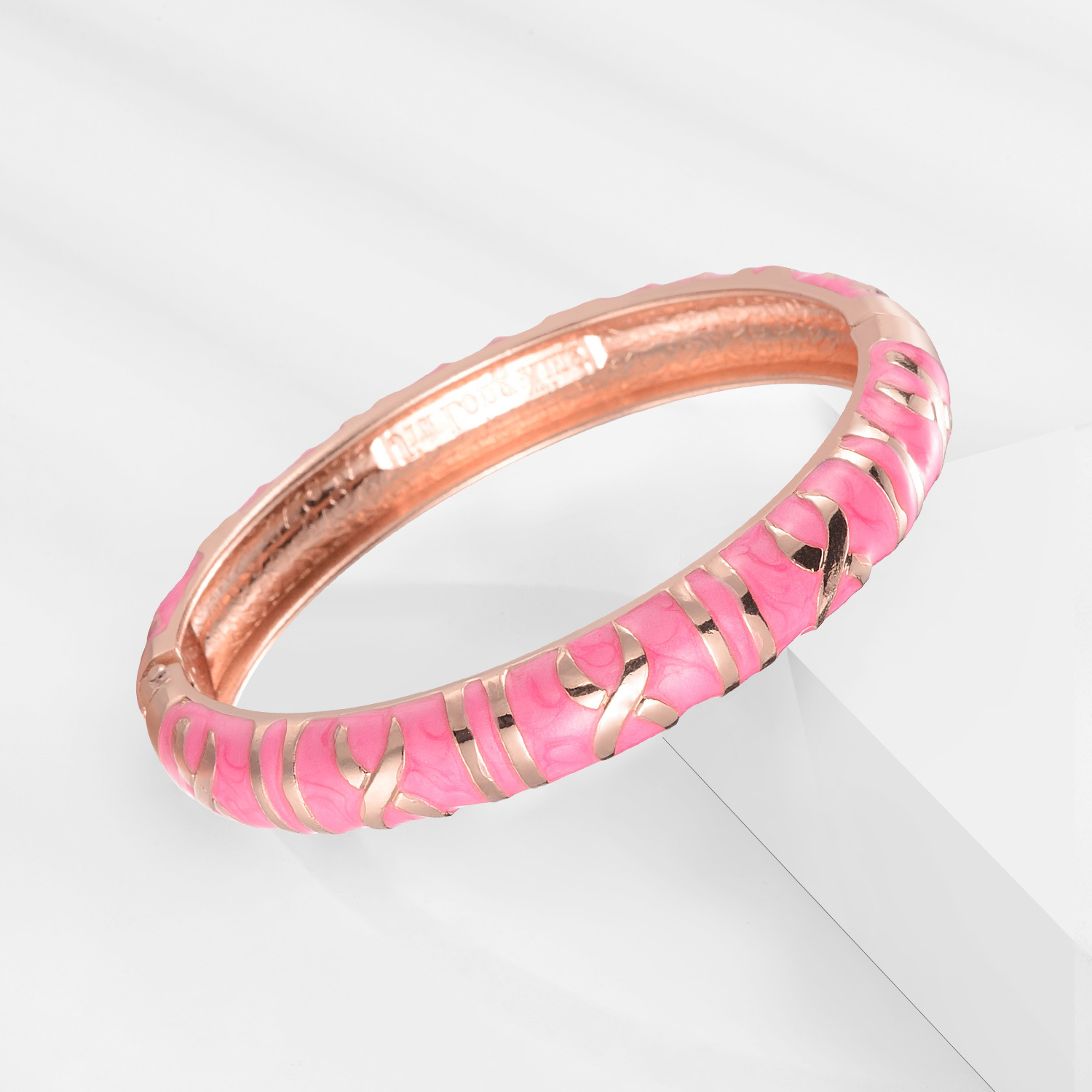 Bangle Classification Zinc Alloy Chain Material Retro Flower Zinc Alloy Bangles Wholesale