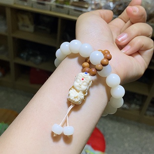 ���������ֳ��ִ�������������ĸ�������������Ů�P�����