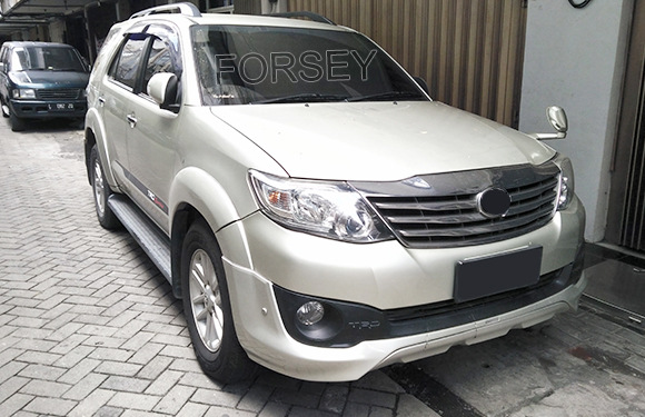 Suitable for Fortuner 2012 Car Grille