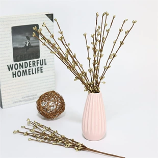 Золотые ягодные веточки для DIY-декора
