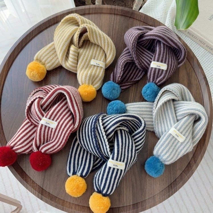 Children's Knitted Scarf for Girls, Autumn and Winter Korean Style Stylish Striped Pom-Pom Scarf, Warm Neck Warmer for Boys and Babies