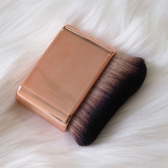 Cepillo plano grande multifuncional transfronterizo para aplicar loción corporal Cepillo de cabello suave Cepillo de rubor Cepillo de base Herramienta de belleza de reparación