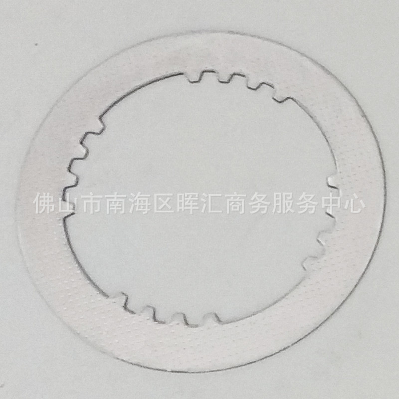CG cuatro columnas ensanchan una placa de hierro de 1,5 mm