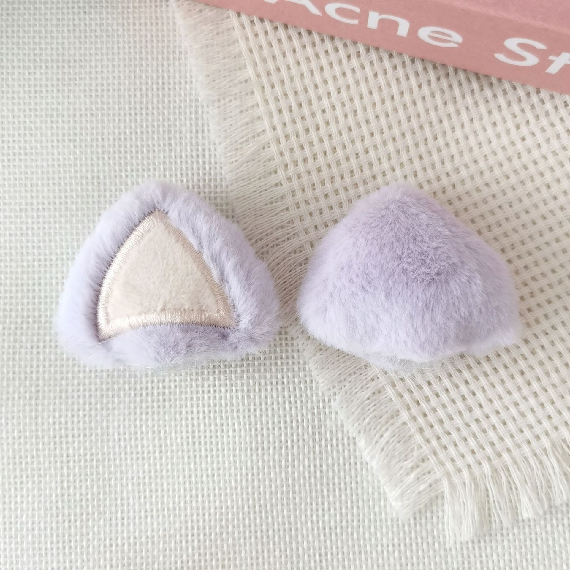 보라색 고양이 귀 싱글