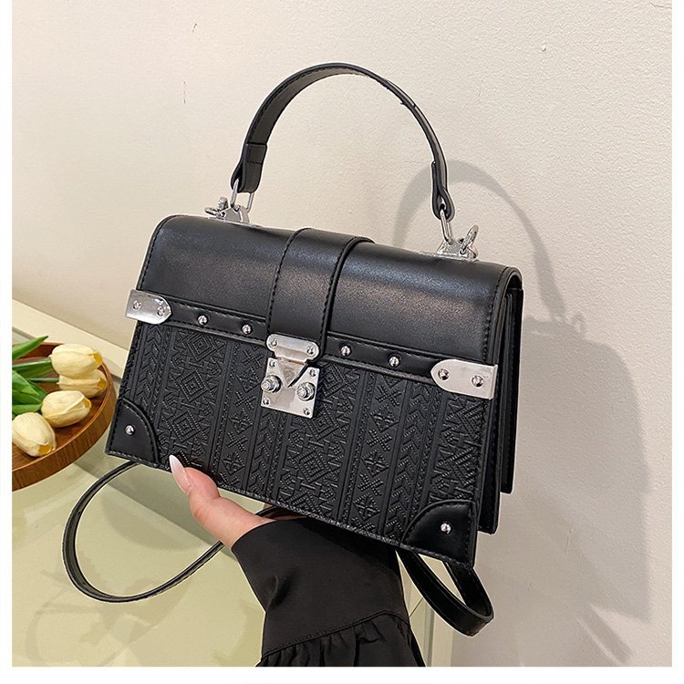 Vintage Women's Embossed Shoulder Bag With Lock Clasp Casual_voghion.com