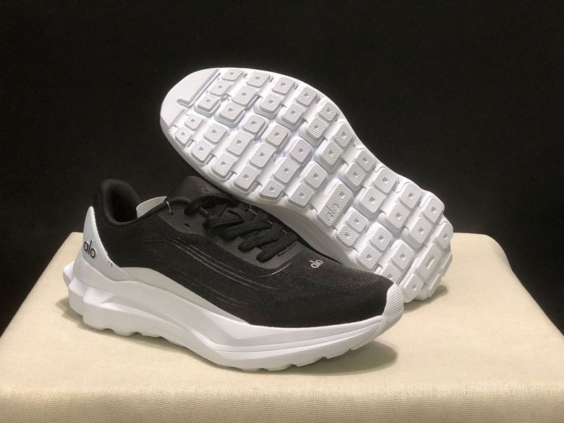 纯原 yoga Alo Runner 休闲跑步鞋 男女鞋 36-46码 带半码工厂店|undefined