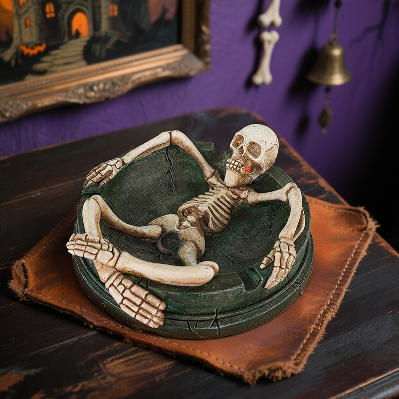  New Product Creative Personalized Skull Human Body Resin Ashtray Home Desktop Decoration Ornaments Halloween Gifts