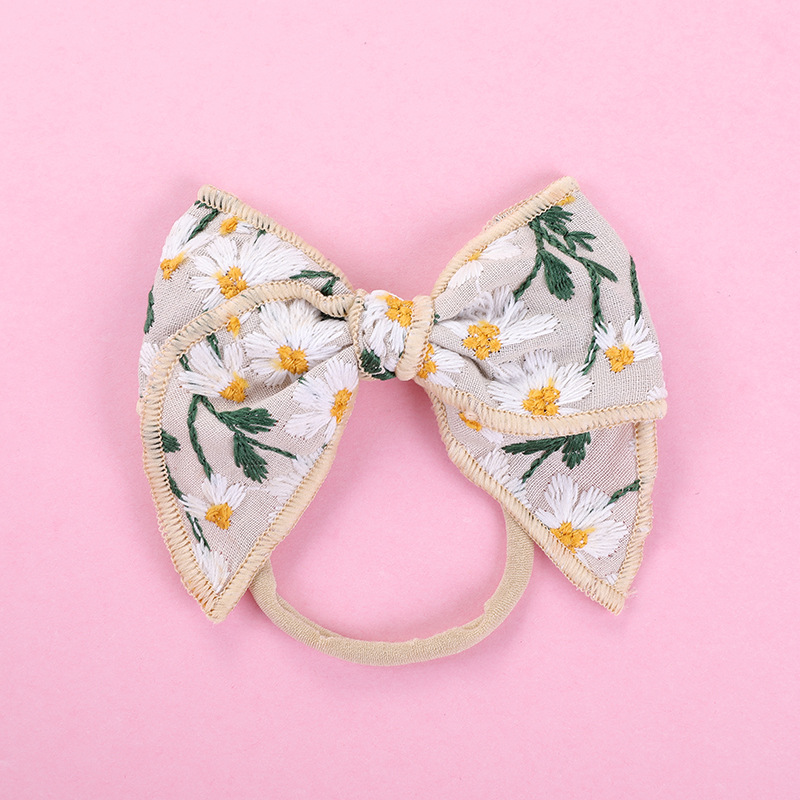Fashion Embroidery Daisy Bow Children's Seamless Nylon Knot Headband display picture 2