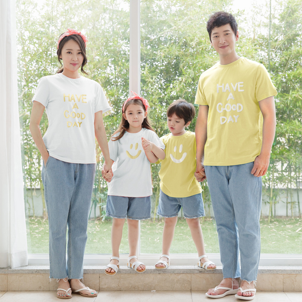 Summer Korean style parent-child clothing for a family of three and four babies, mother and child cotton short-sleeved T-shirts with smiley face printing family clothing