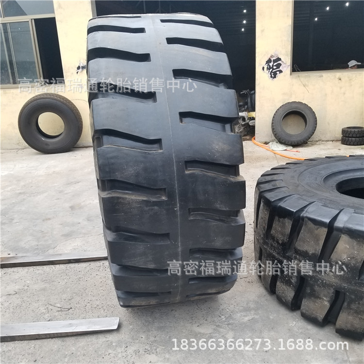 矿用装载机铲车轮胎29.5-29斜交充气真空工程机械轮胎耐磨L-5花纹