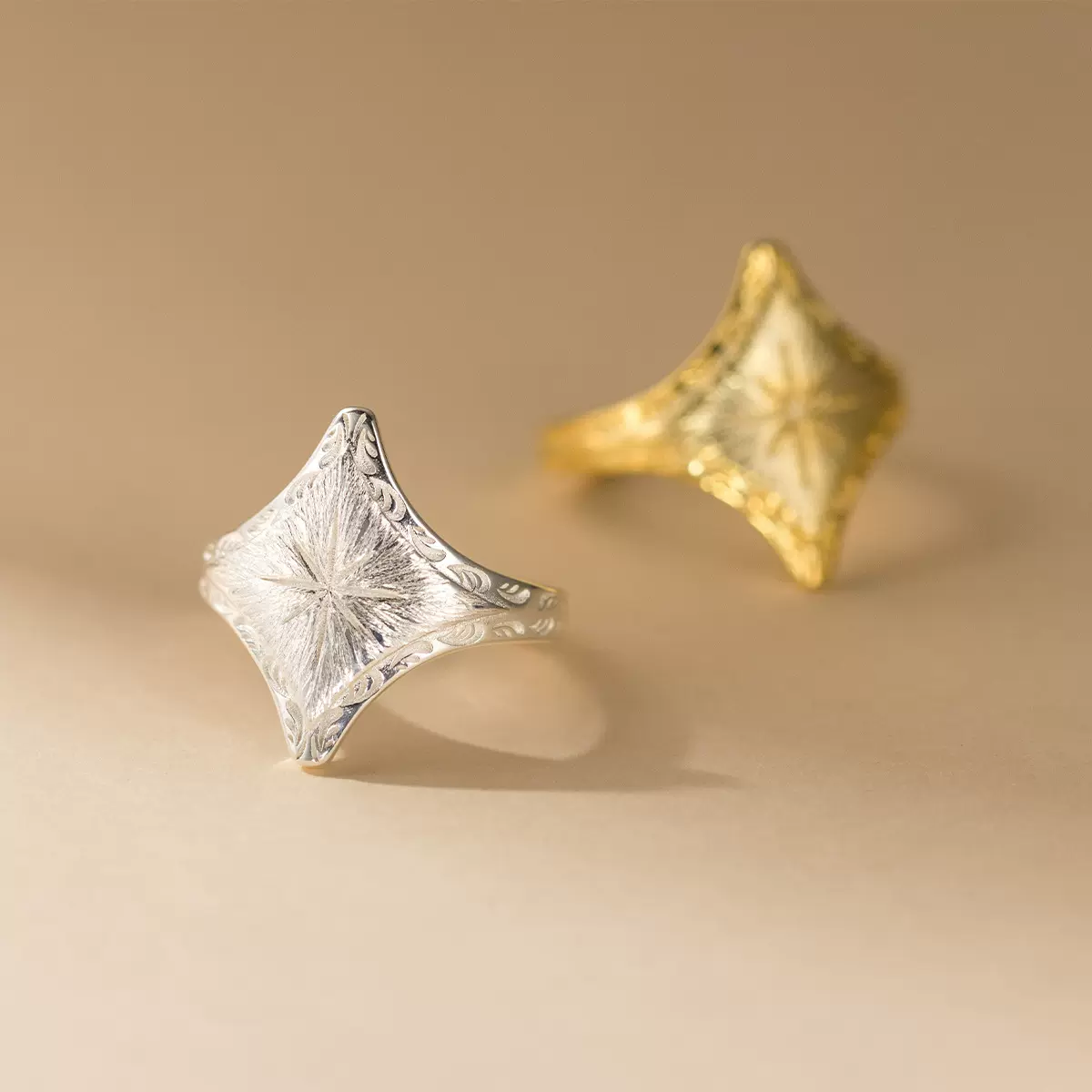 纳兰 S925纯银复古轻奢拉丝四角星戒指开口设计感手饰品女R01793